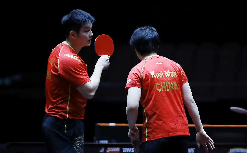 他在韩国 他在韩国